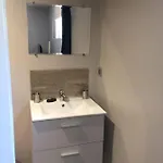 Independante 25 M2 Au Calme Avec Piscine Et Terrain De Petanque