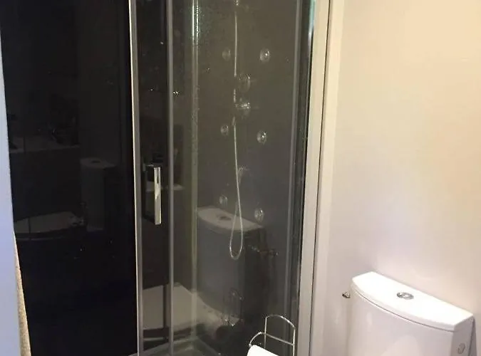 Homestay Independante 25 M2 Au Calme Avec Piscine Et Terrain De Petanque